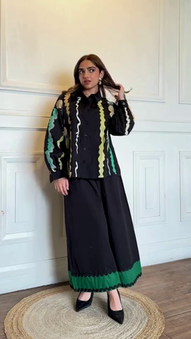 Abstract Black Co ord Set